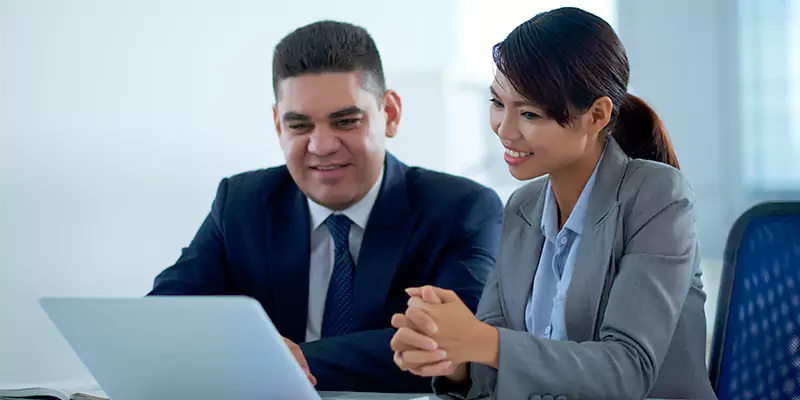 Why Partner with the Best TN Visa Consultants for Canadian Applicants for Poland?